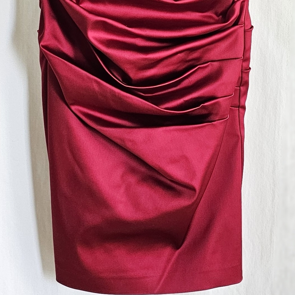 🇨🇦 Le Chateau Strapless Red Satin Dress - Picture 10 of 16